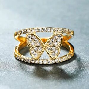 🦋Goldtone Sparkling Cz Diamond Butterfly wide Band ring